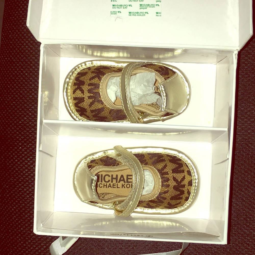 MicheaL Kors Infant shoes